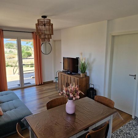 T2 Neuf Climatise Dans Villa A Corbara Exterior foto
